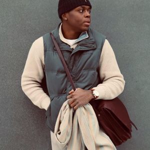 Meet your Posher, Cliff